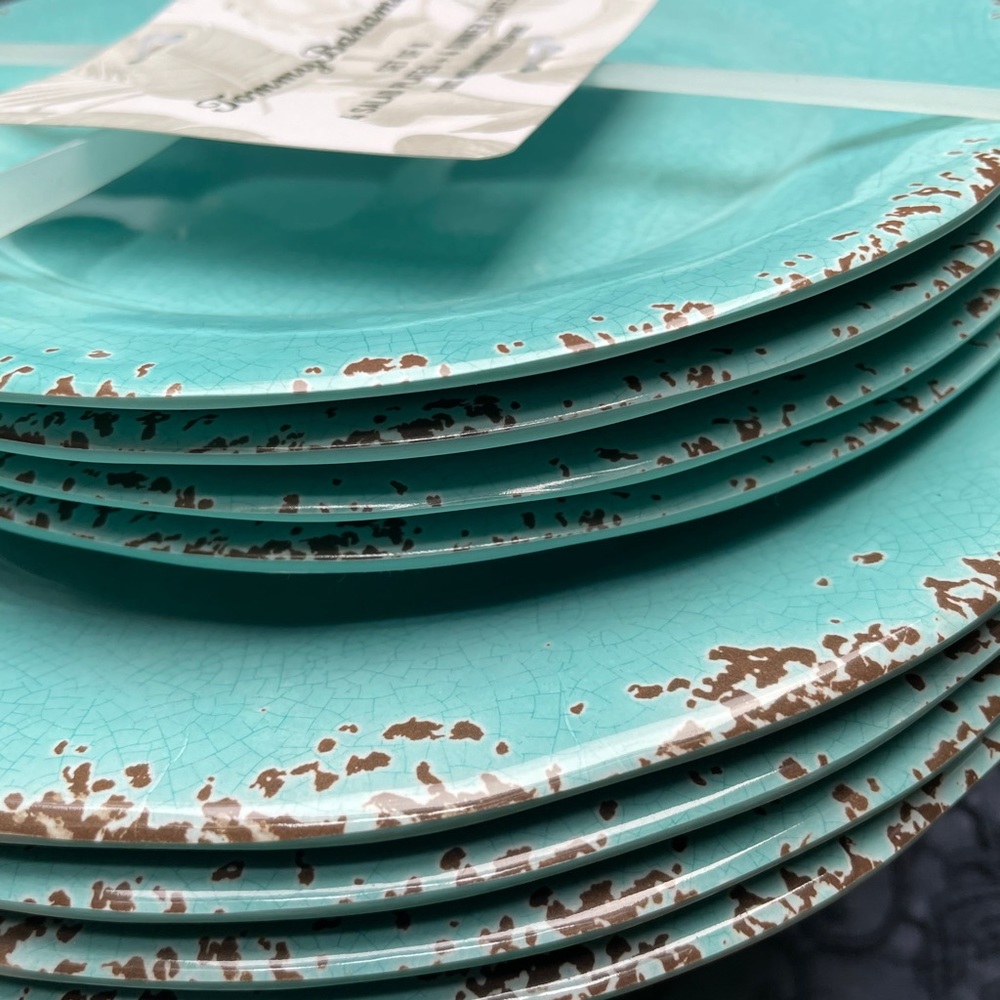 Tommy Bahama Melamine 8 Plates Turquoise Crackle - Picture 2 of 2